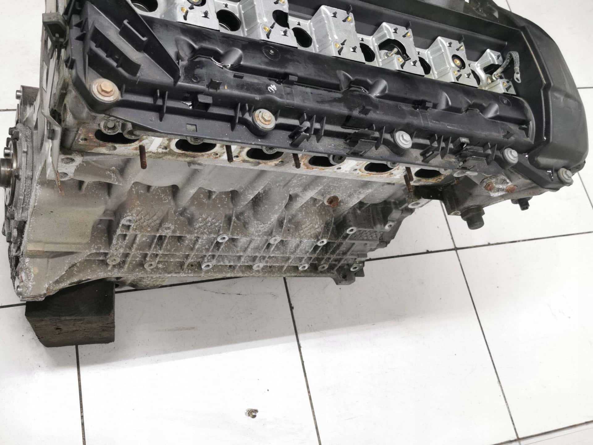 Moteur M52 B20 (206S4) vue 6