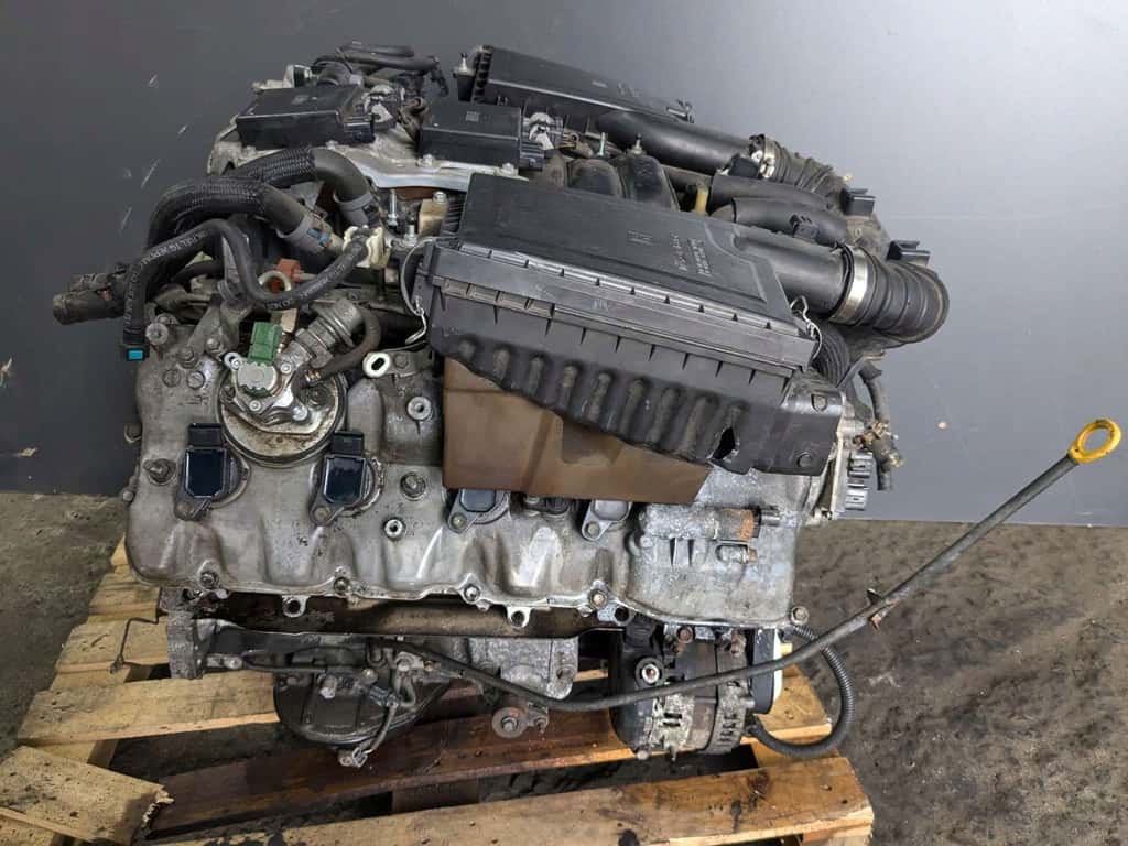 Moteur 1UR-FSE vue 4