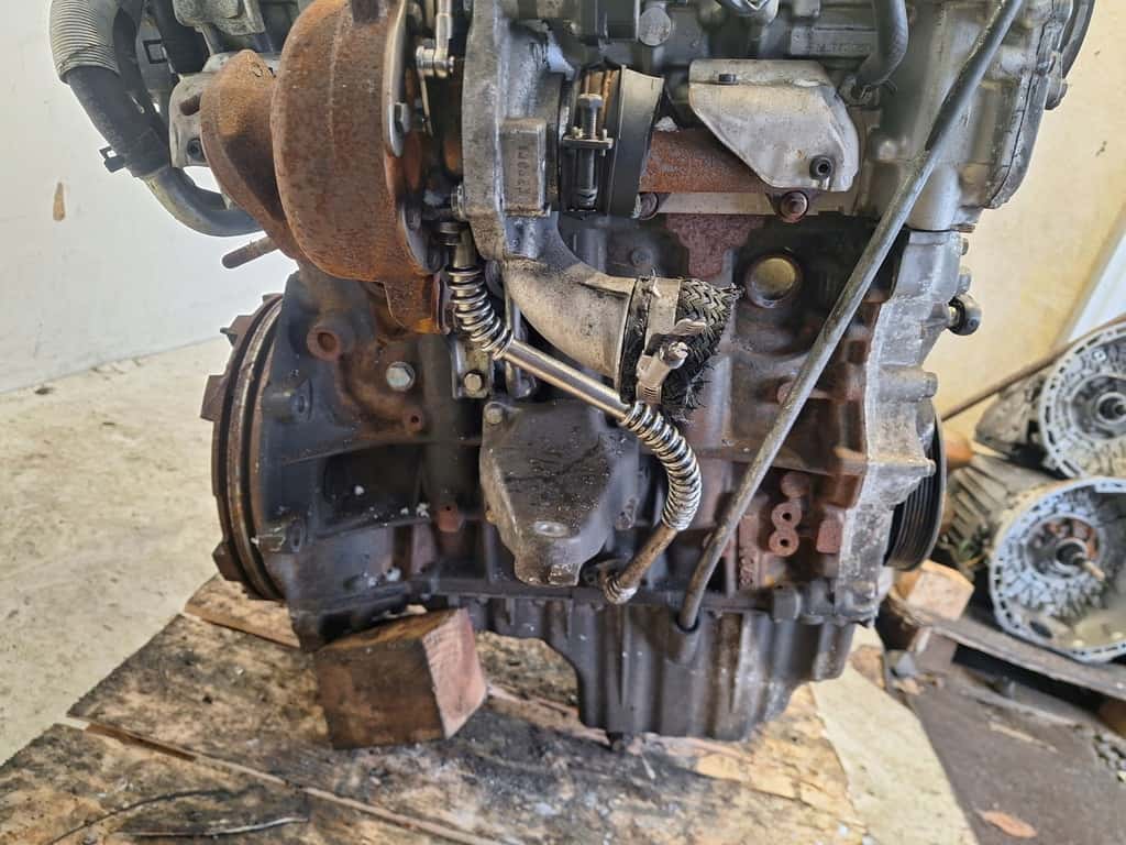 Moteur D20DTR vue 5