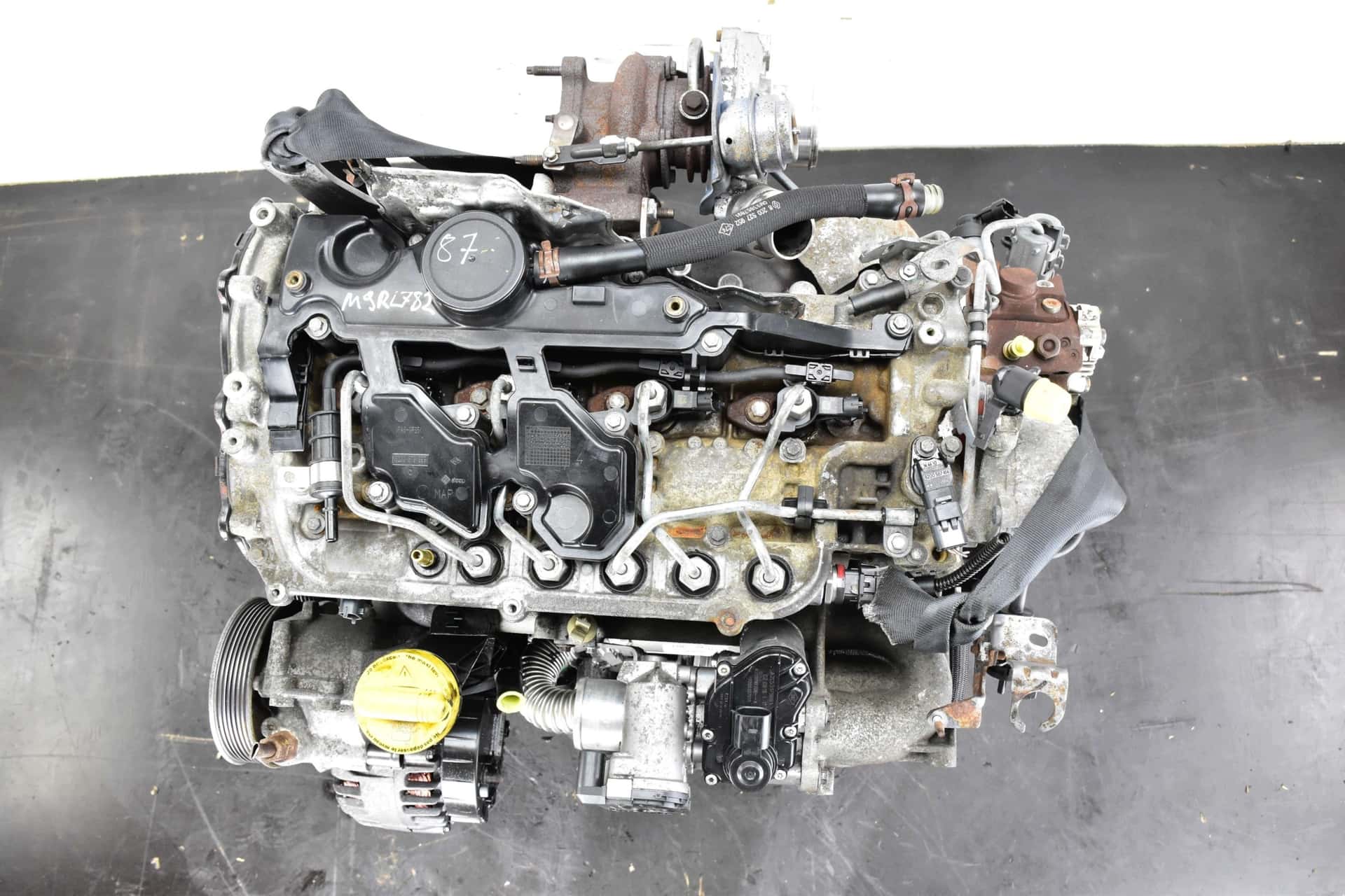 Moteur M9R 782 vue 2