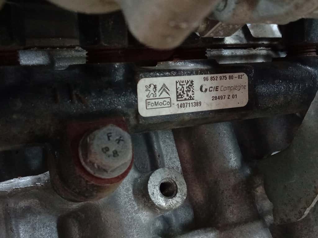 Moteur 8HP (DV4C) vue 5