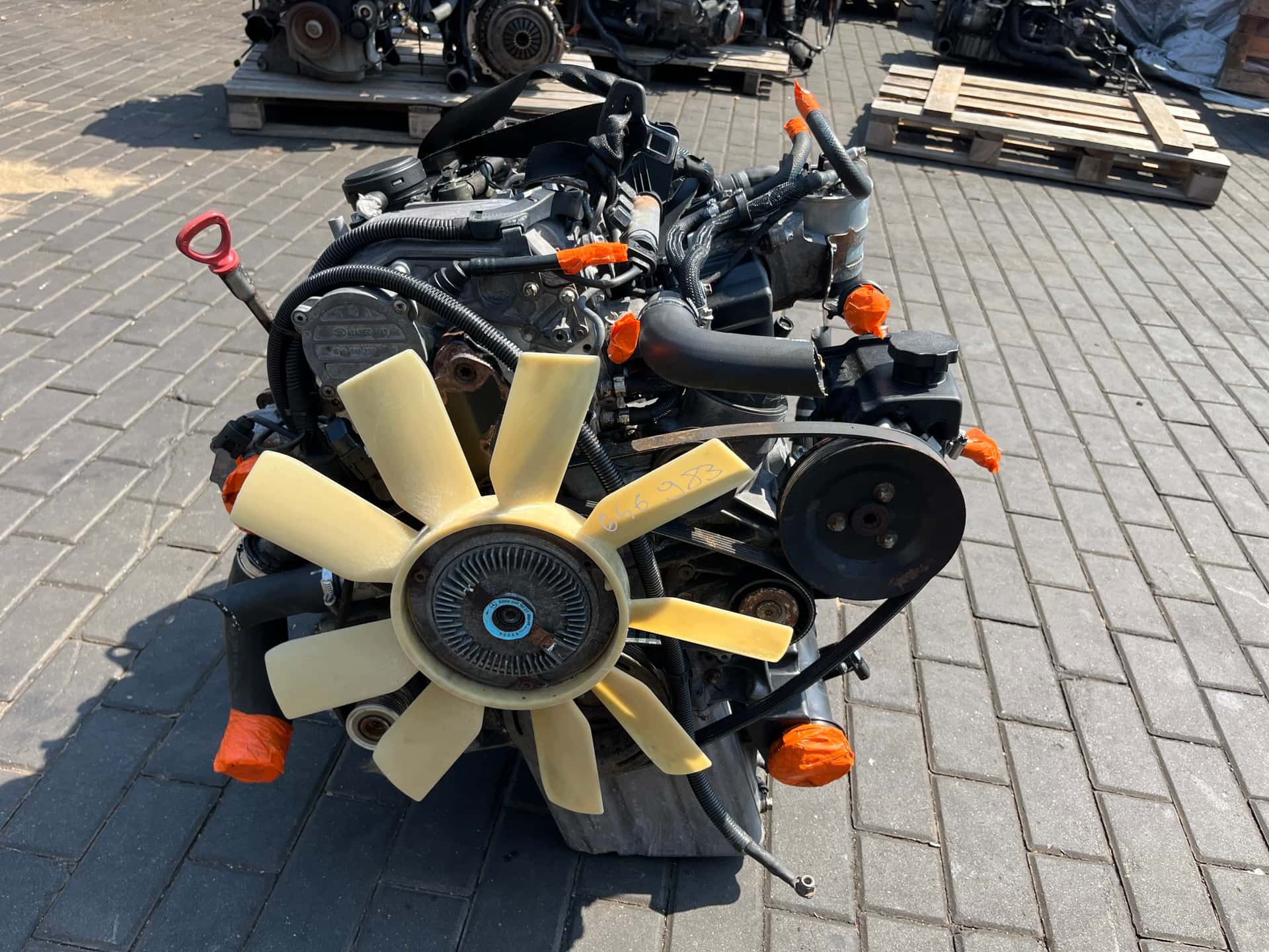 Moteur M 111.980 vue 2