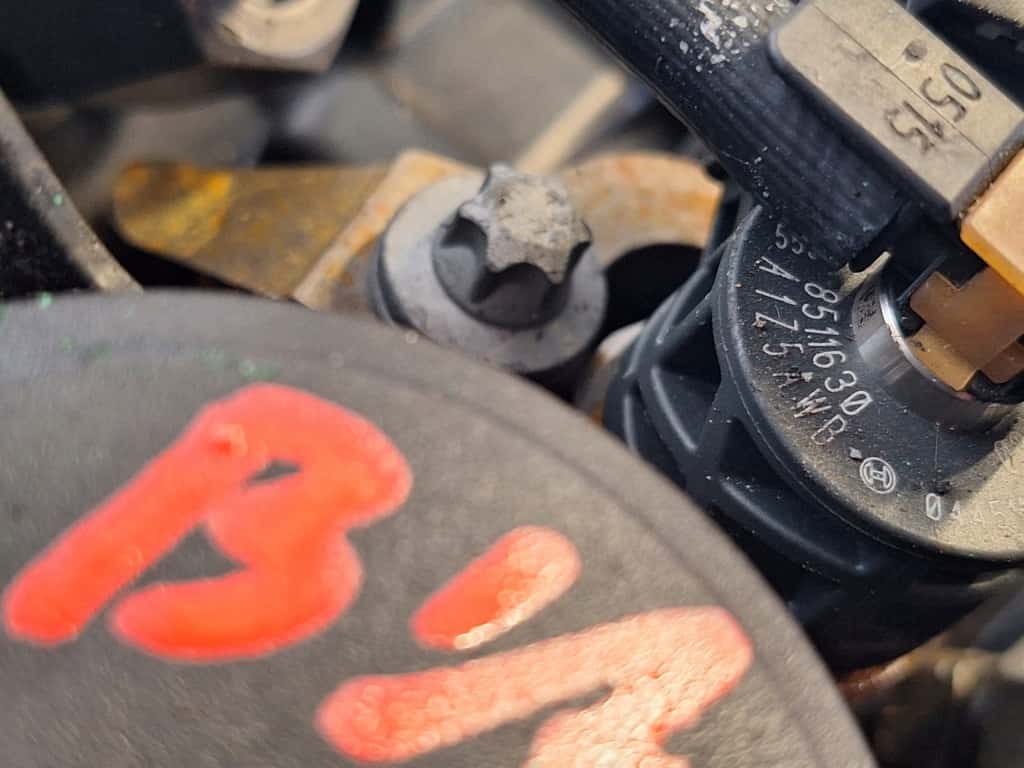 Moteur B37 D15 A vue 3