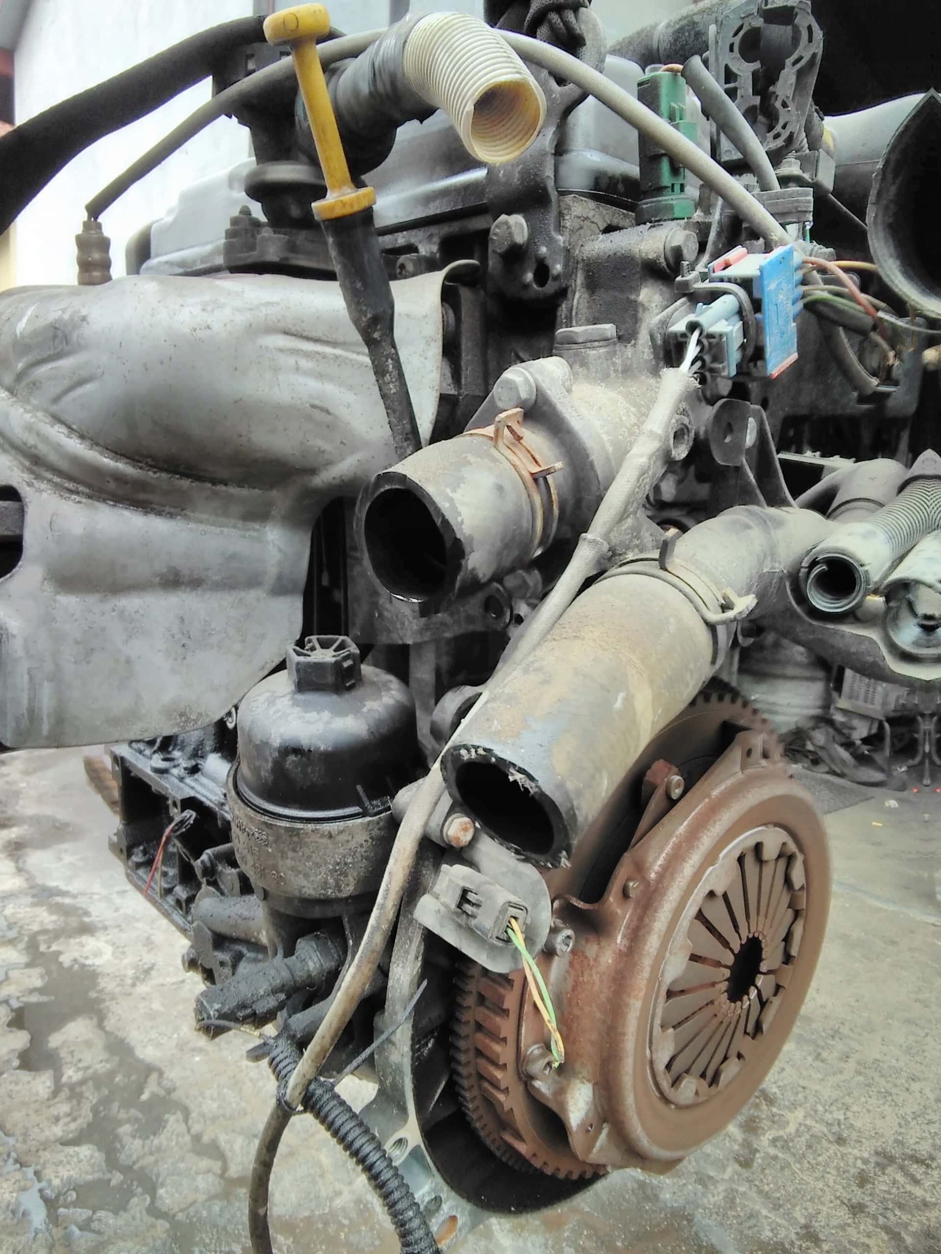 Moteur KFW (TU3JP) vue 2