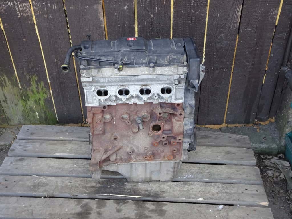 Moteur NFU (TU5JP4) vue 2