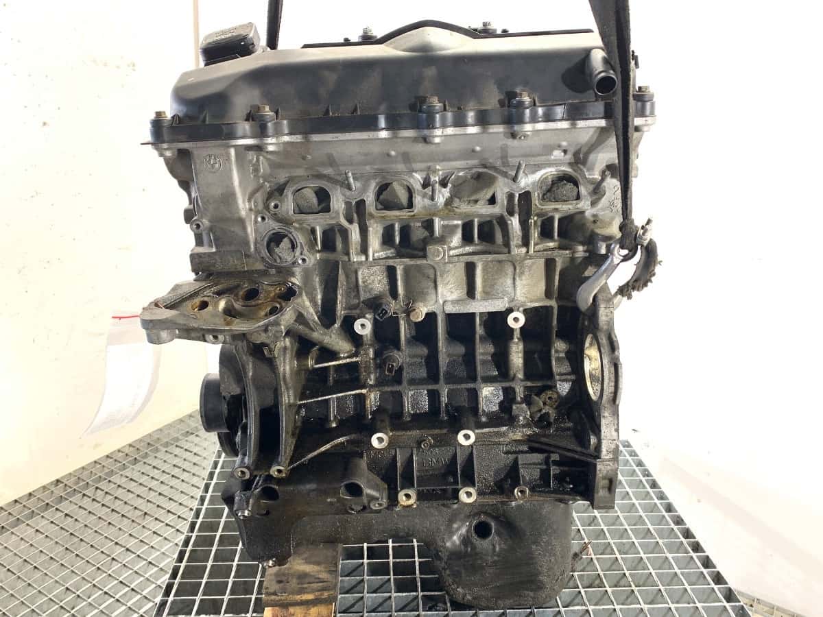 Moteur N42 B18 A vue 2