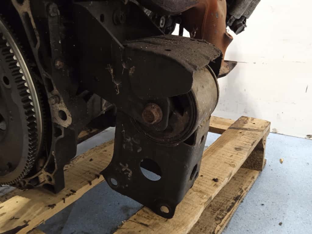 Moteur VQ30DE vue 5