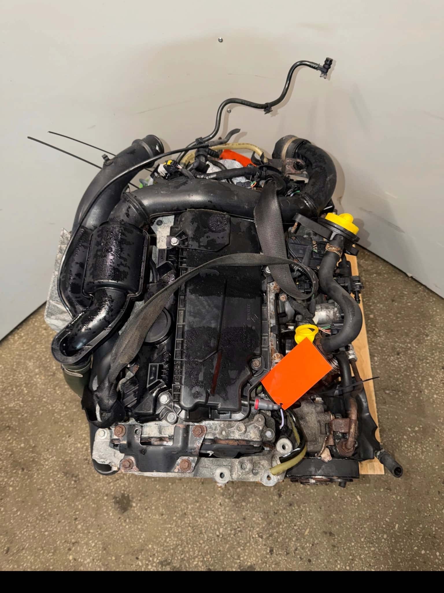 Moteur M9R 692 vue 3