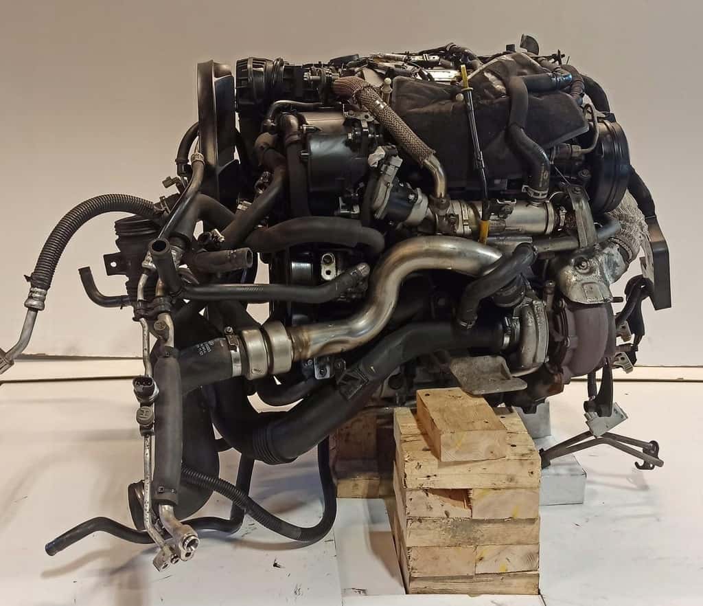 Moteur 276DT(TDV6) vue 3