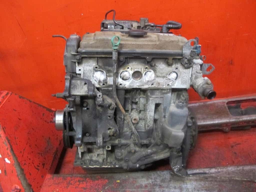 Moteur KFW (TU3JP) vue 2