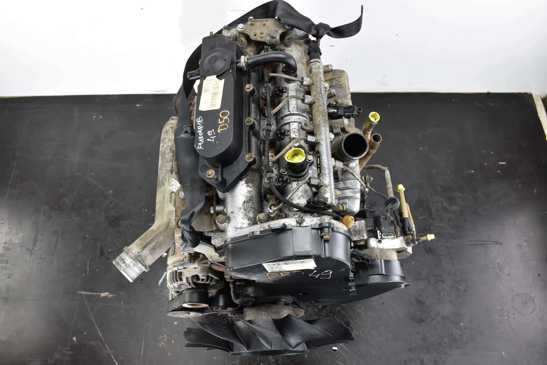 Moteur F1AE0481B vue 2