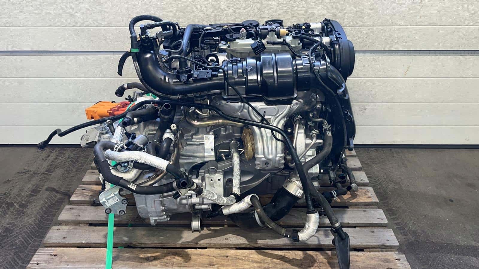 Moteur B 4204 T56 vue 2