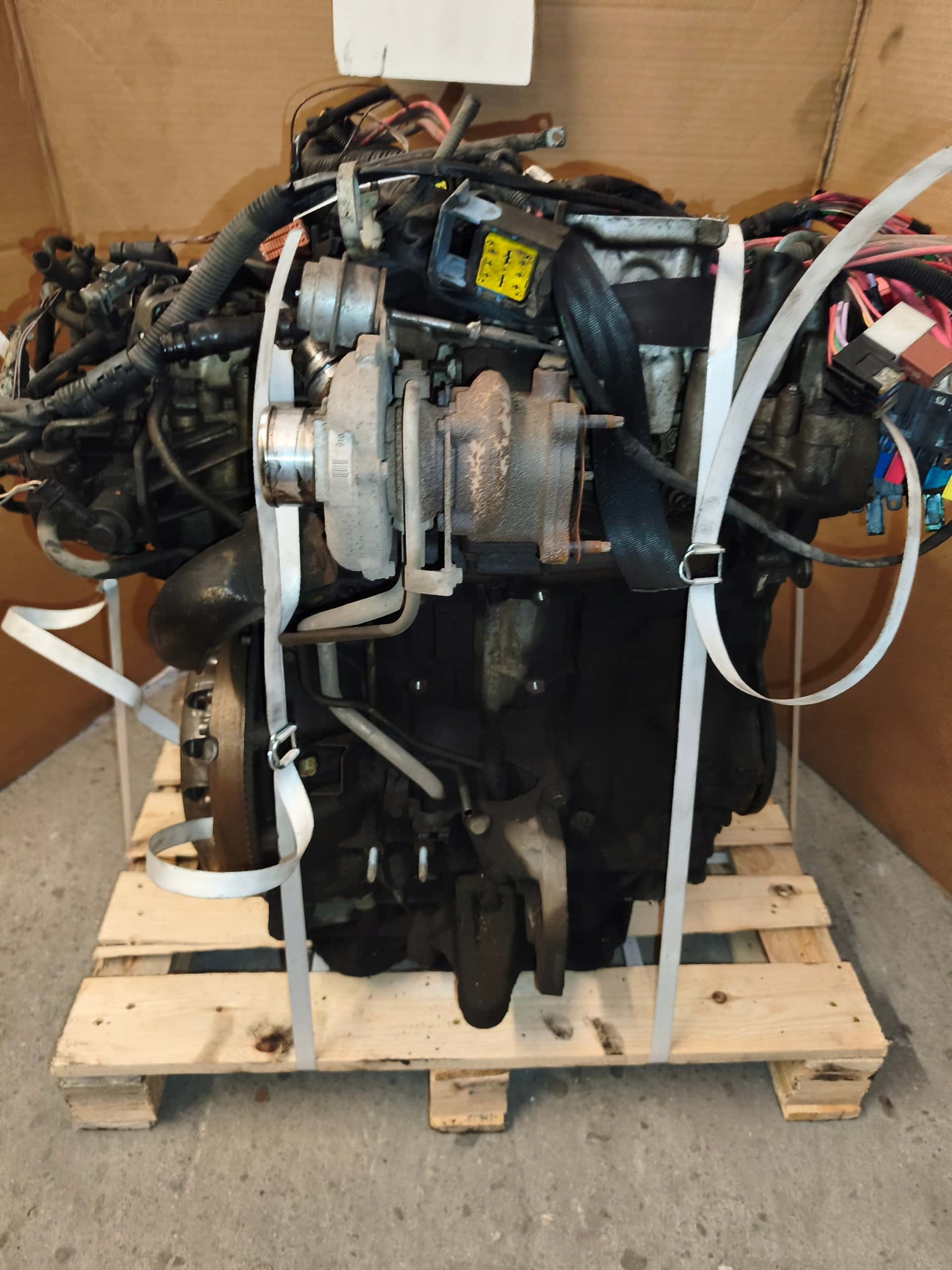 Moteur M9R 782 vue 9