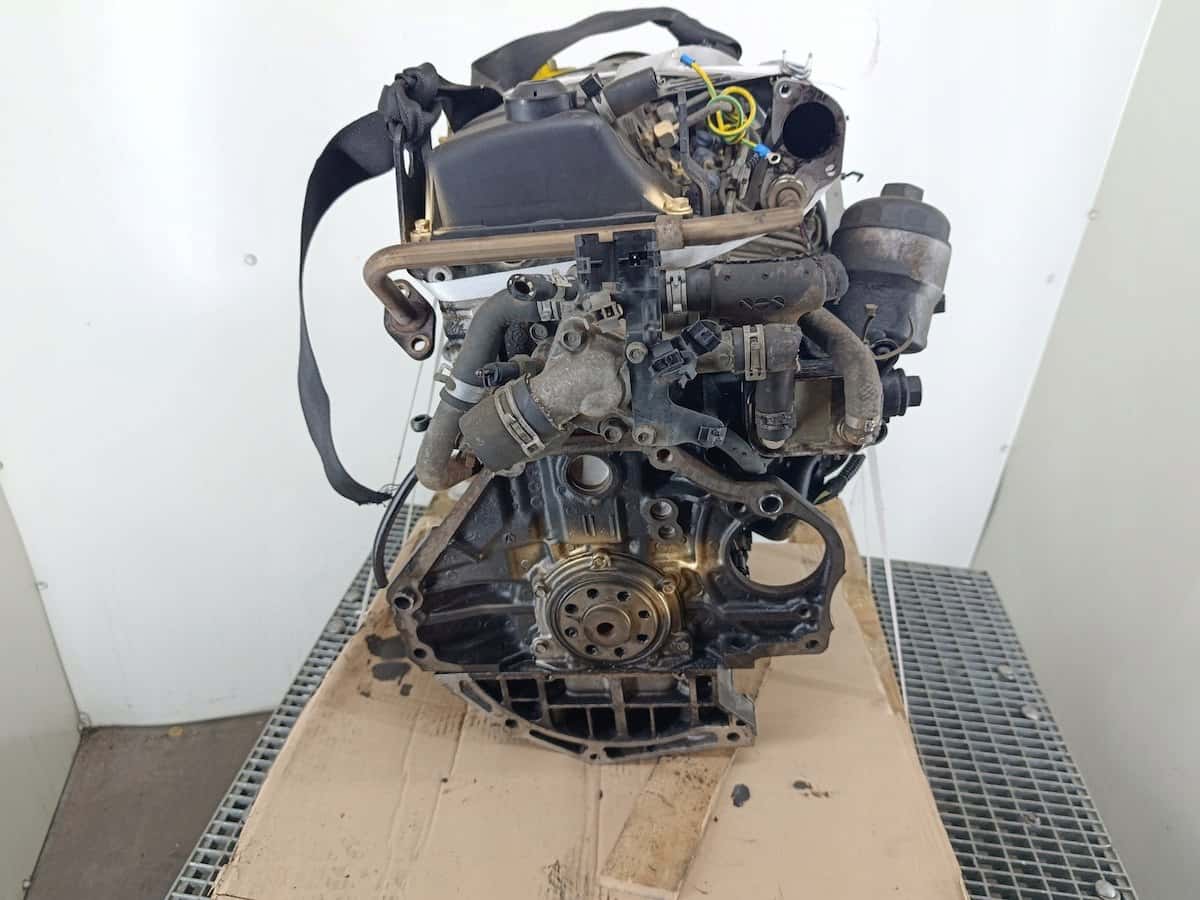 Moteur Y 17 DTL vue 2