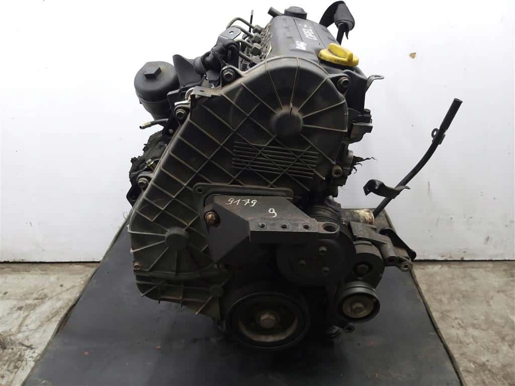 Moteur Y 17 DT vue 4