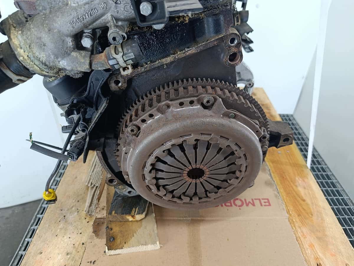 Moteur NFU (TU5JP4) vue 2