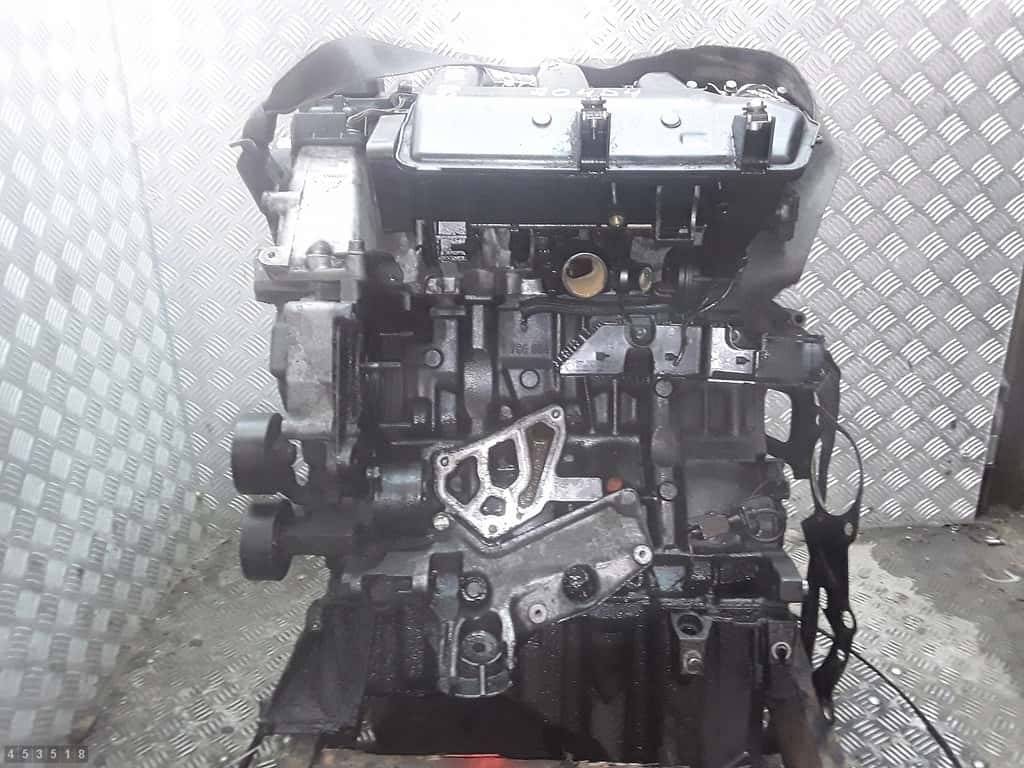Moteur M47 D20 (204D4) vue 2