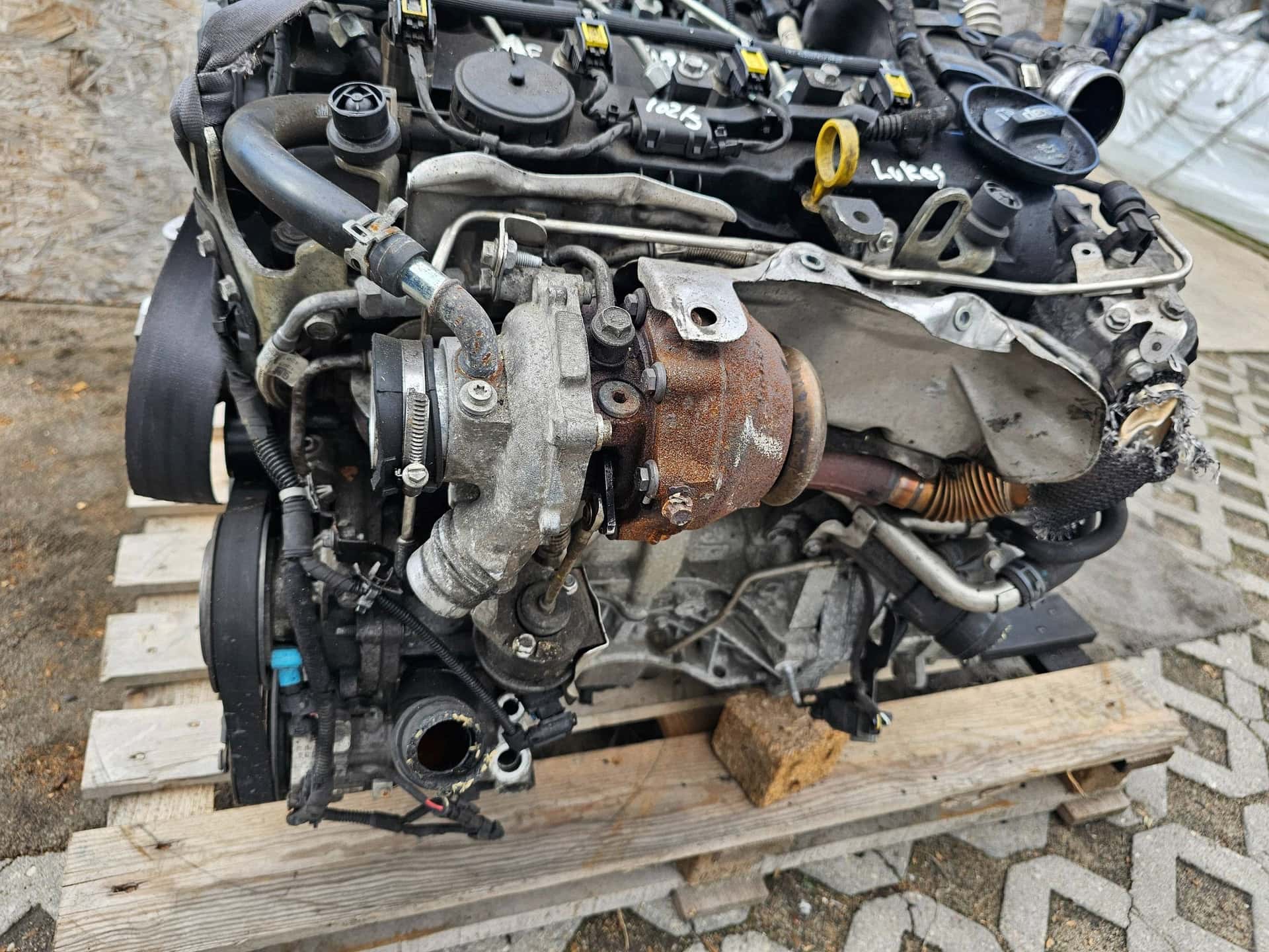 Moteur B 16 DTH vue 4