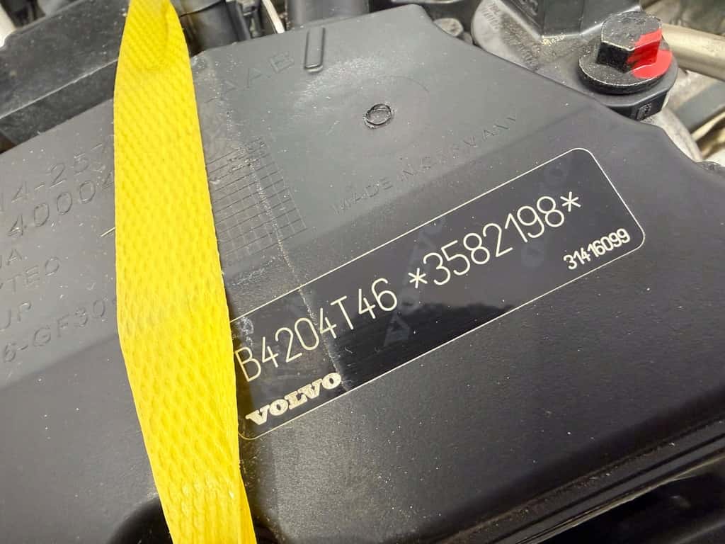 Moteur B 4204 T46 vue 2