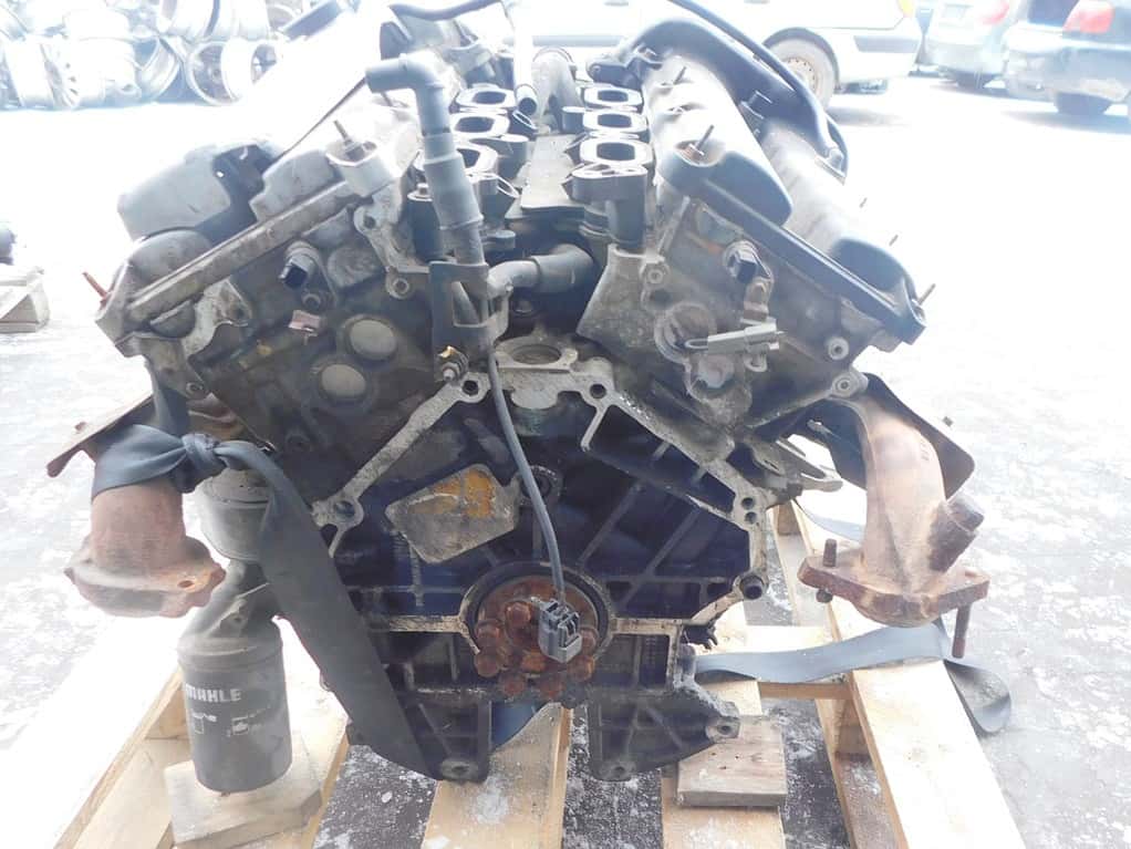 Moteur AJV6(3.0 Liter) vue 3