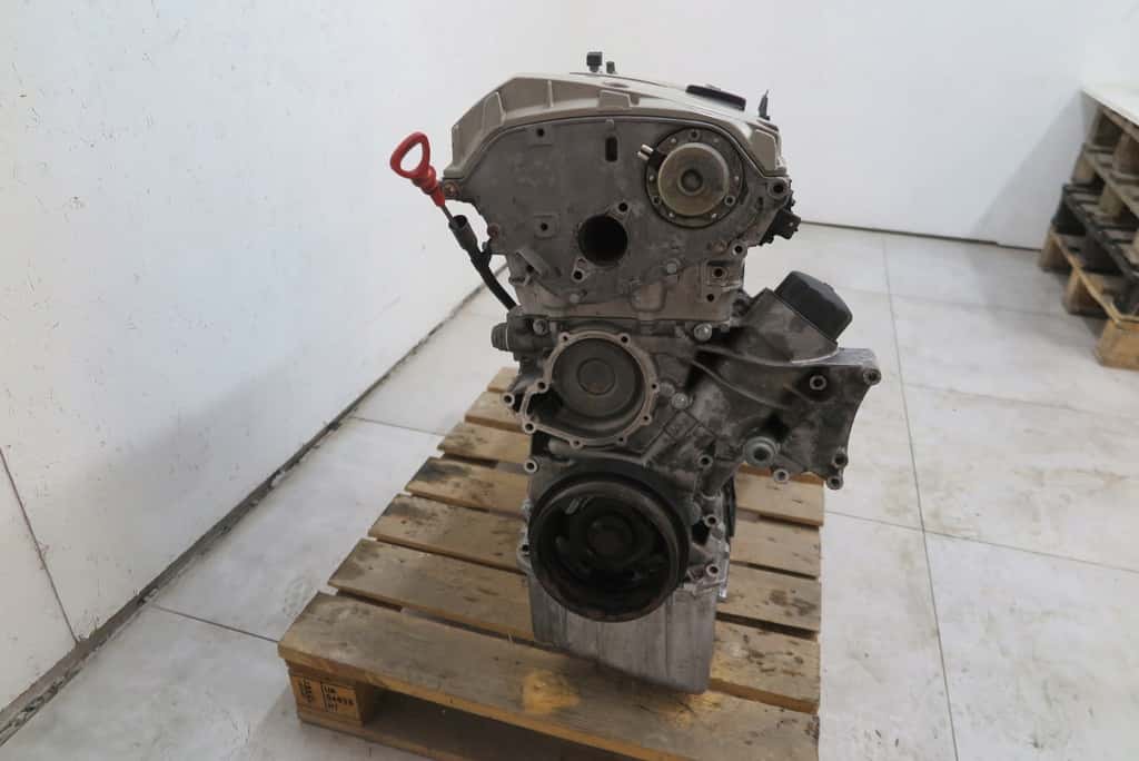 Moteur M 111.941 vue 3