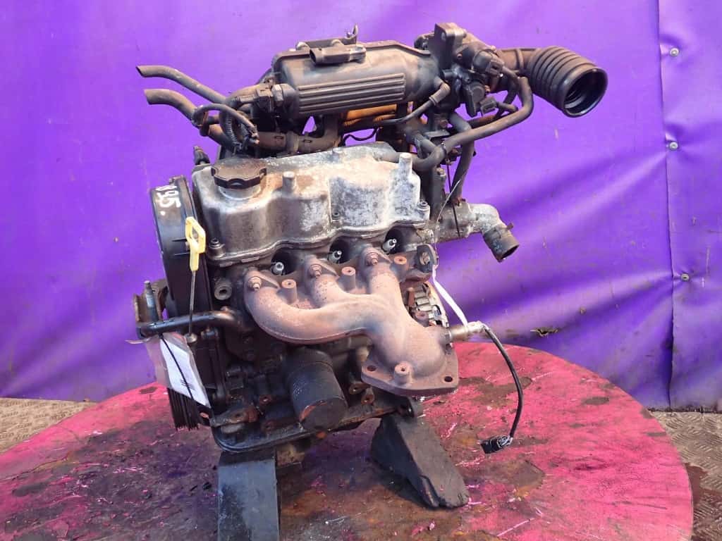 Moteur F8CV vue 4