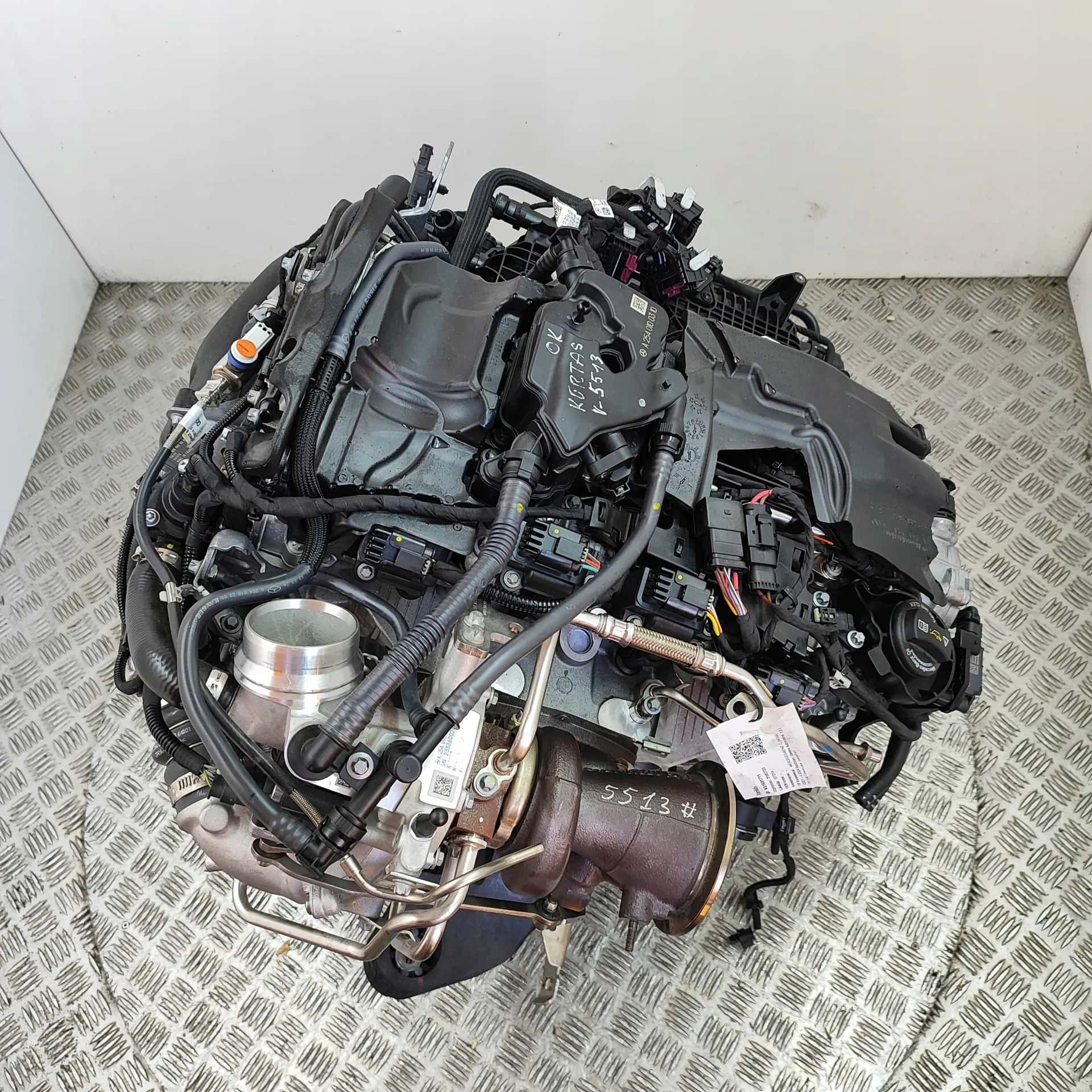 Moteur M 264.915 vue 3