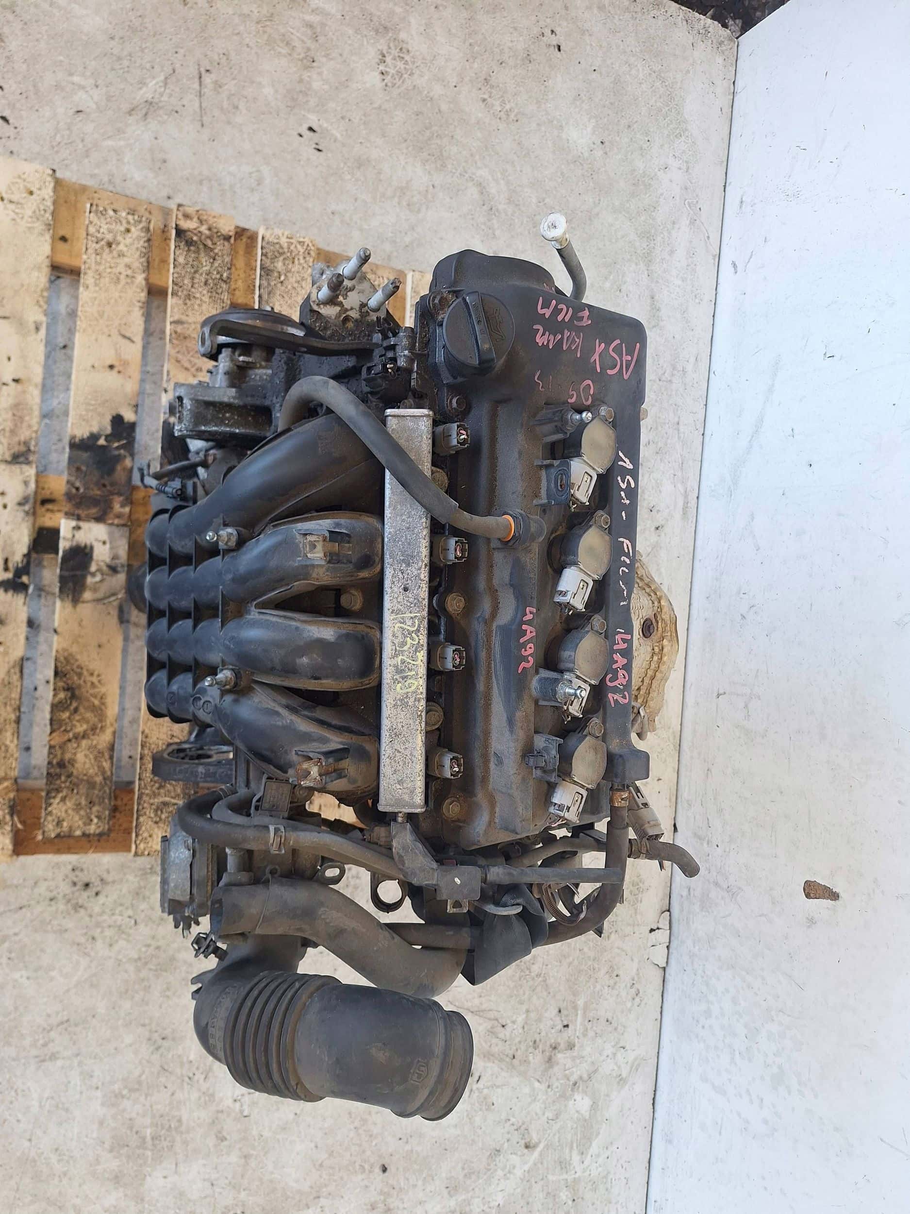 Moteur 4A92 vue 2