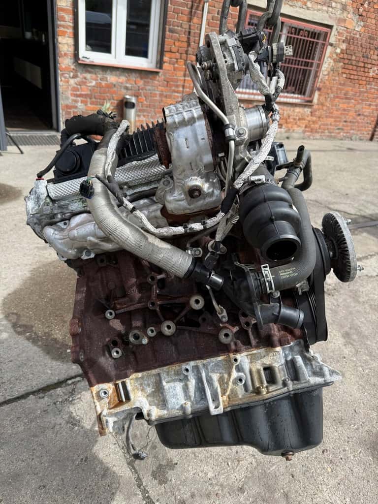 Moteur YMR6 vue 3