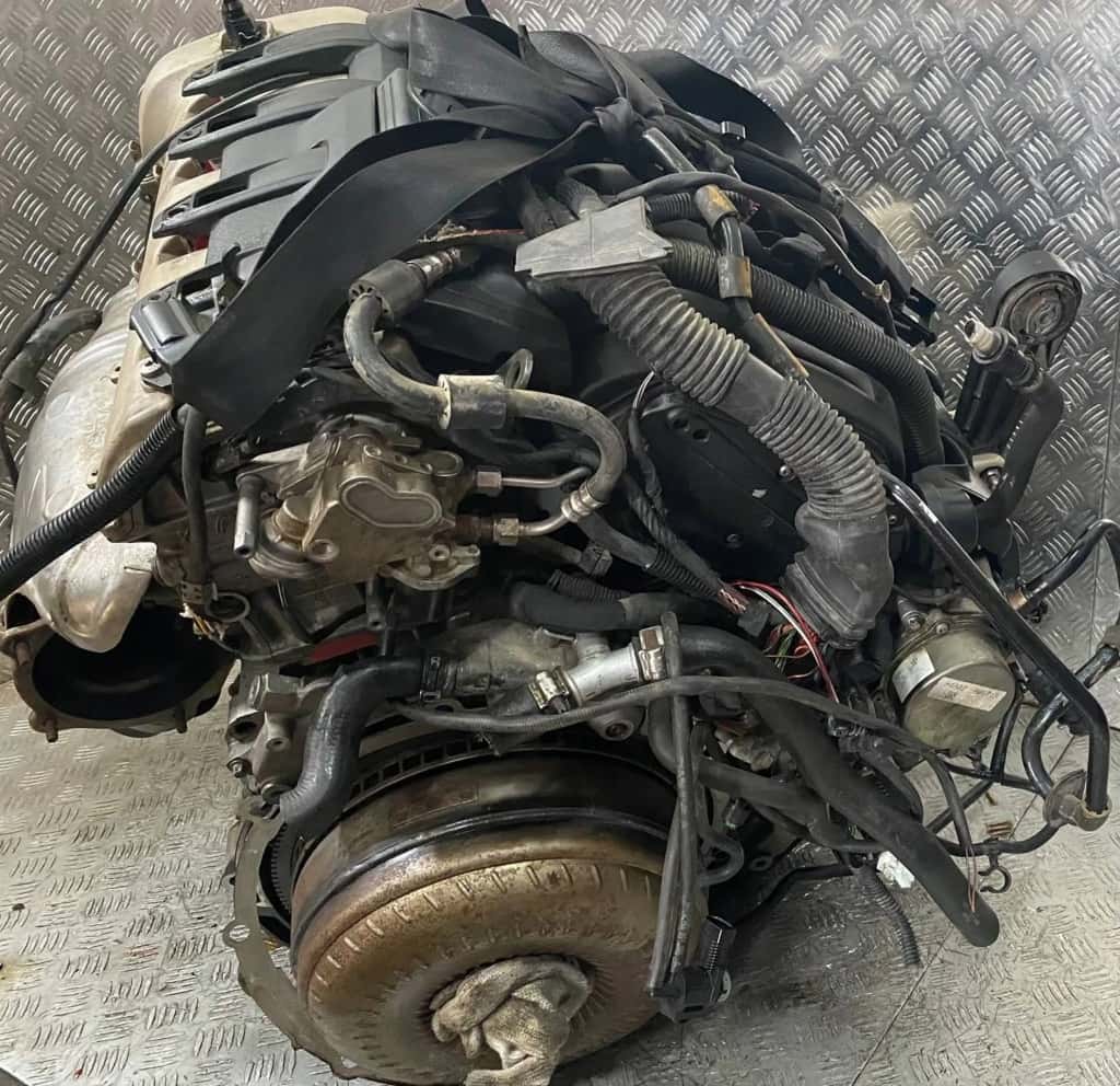 Moteur M 48.02 vue 4