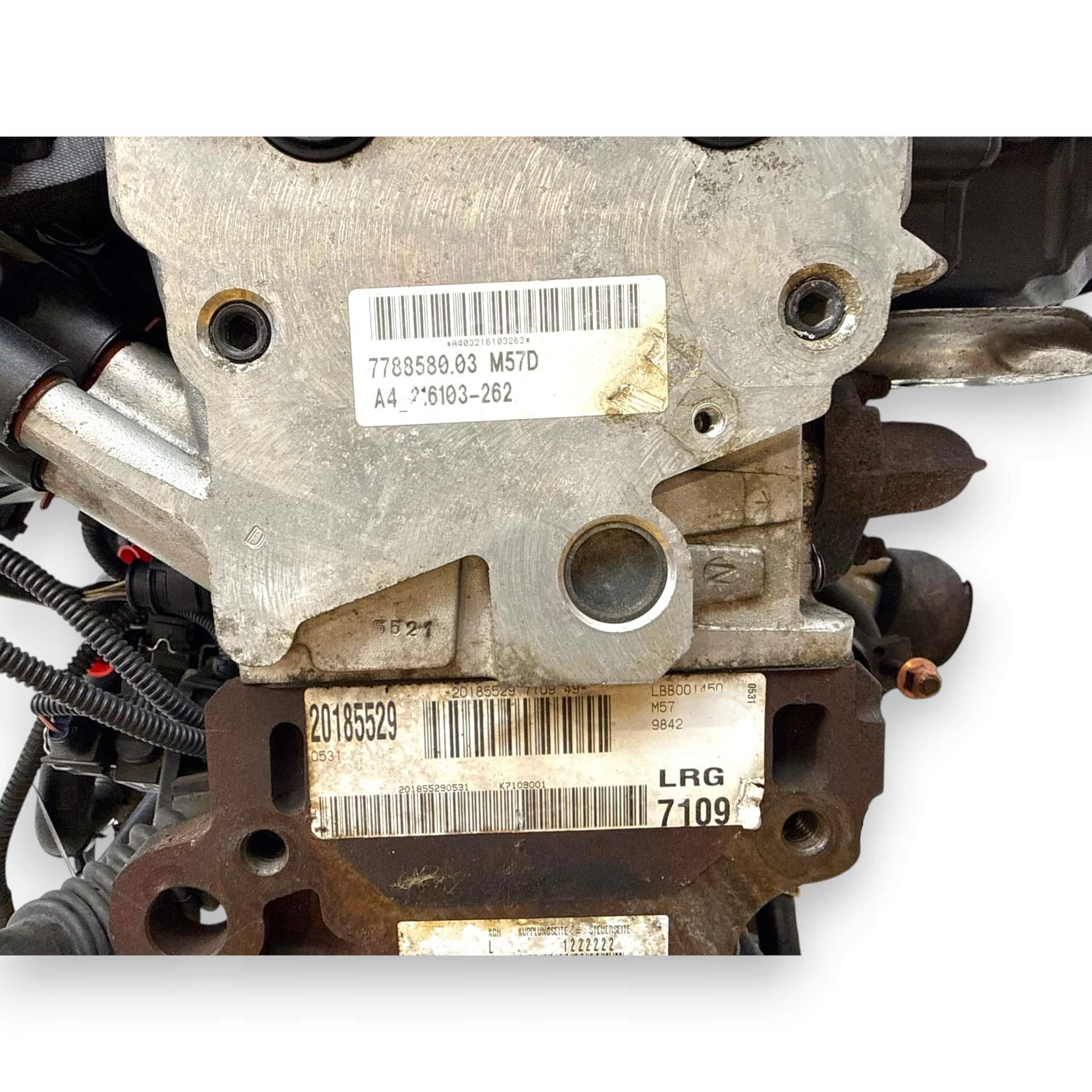 Moteur 306D1 vue 6