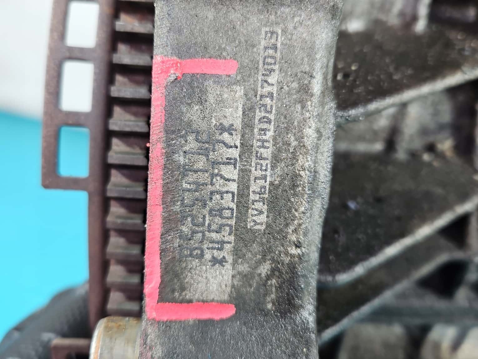 Moteur B 5254 T12 vue 3