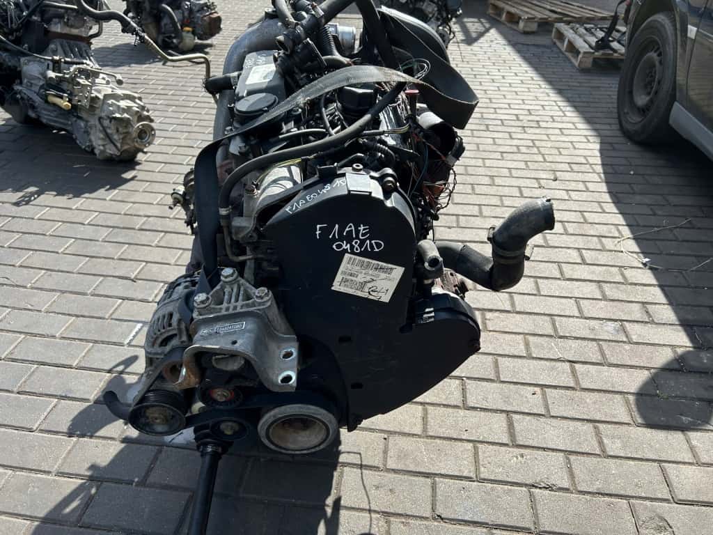 Moteur F1AE0481D vue 4