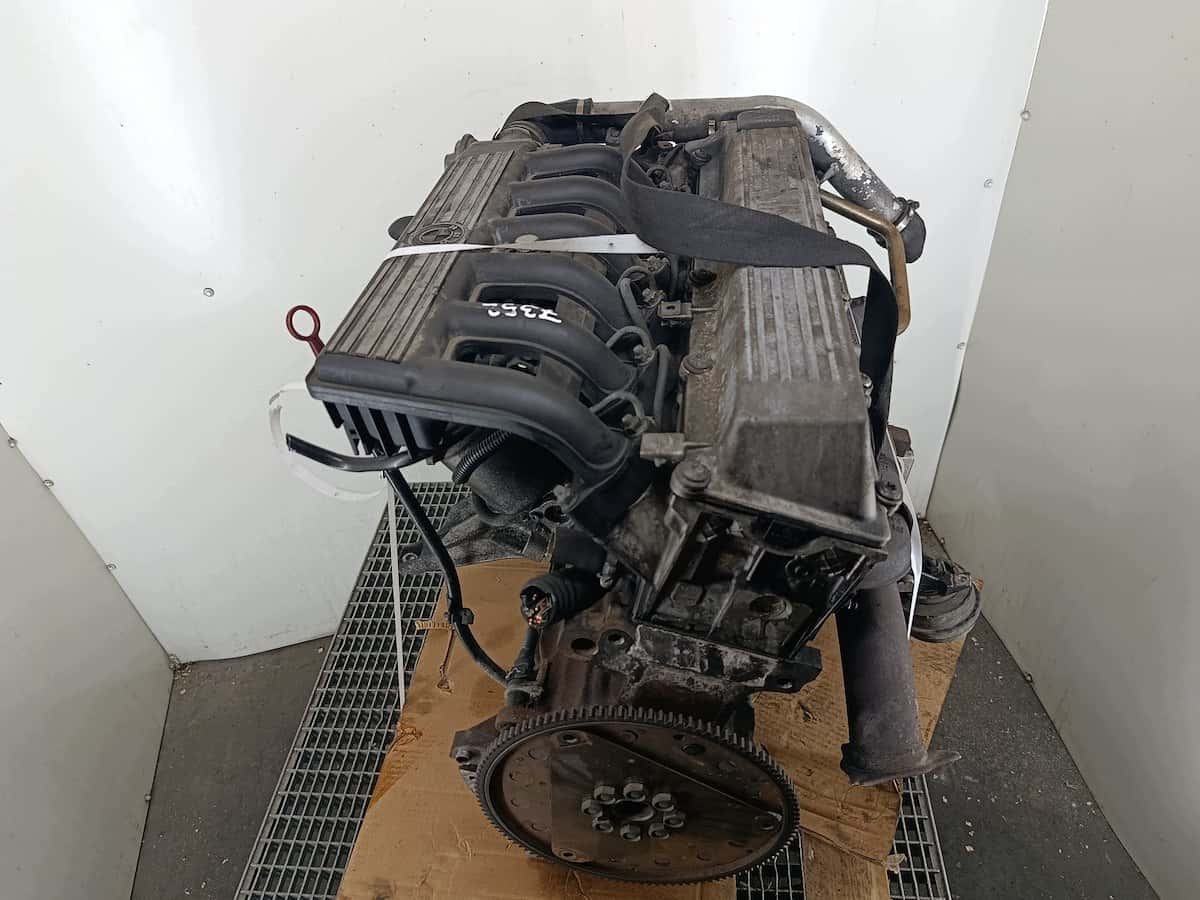 Moteur M51 D25 (256T1) vue 2