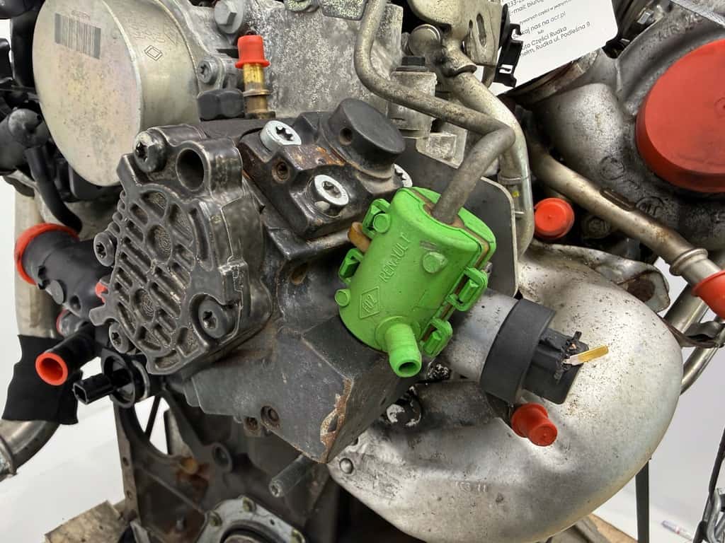 Moteur M9R 814 vue 7