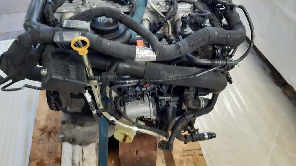 Moteur PT204(AJ20P4) vue 4