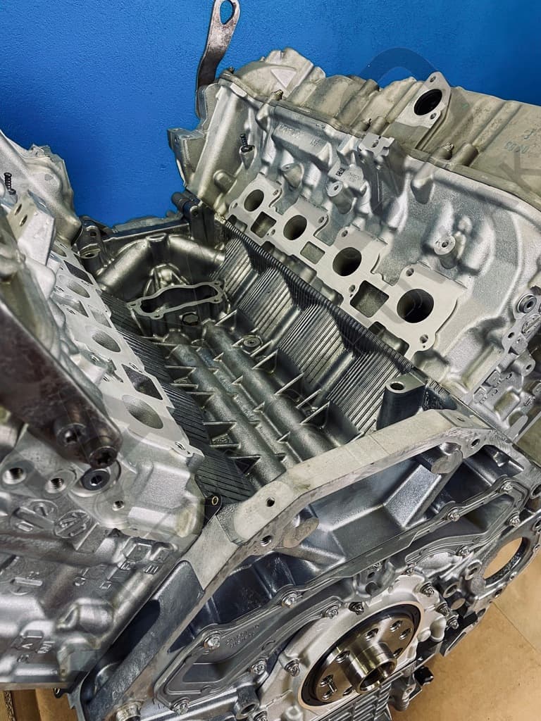 Moteur S63 B44 A — vue 12