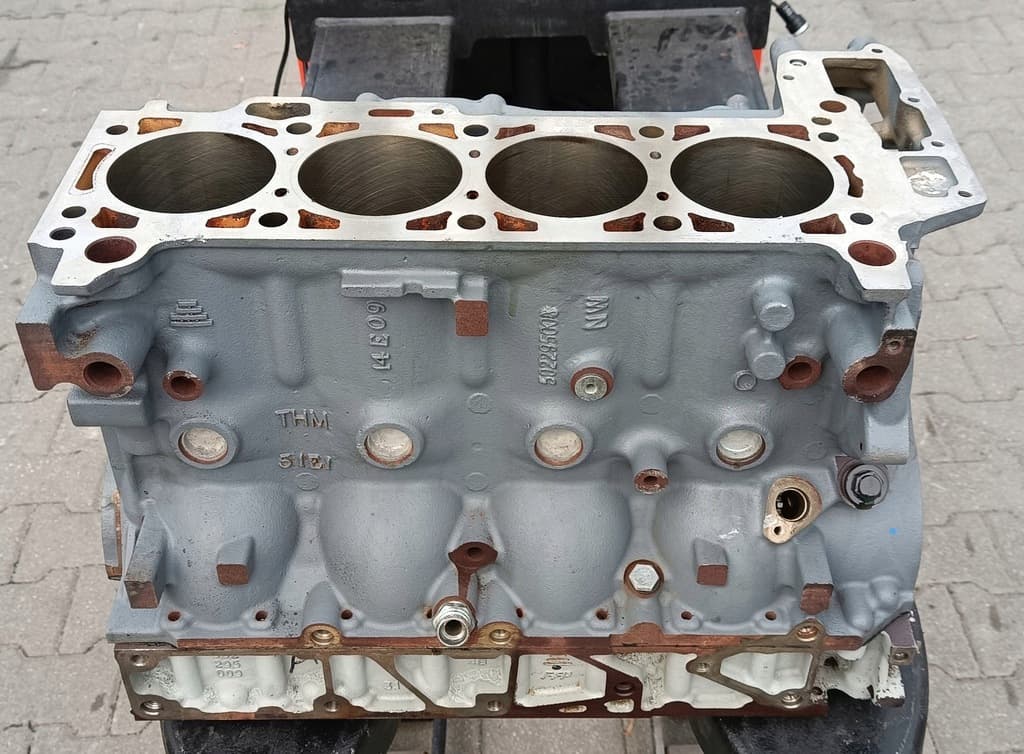 Moteur F1CFA401A — vue 4