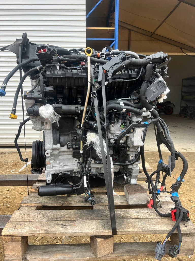 Moteur 204DTA(AJ20D4) — vue 4