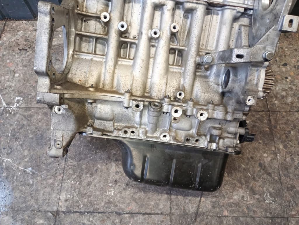 Moteur F6JD — vue 5