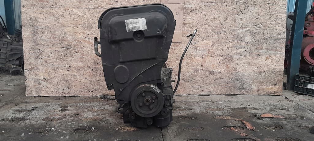Moteur B 5244 T — vue 3