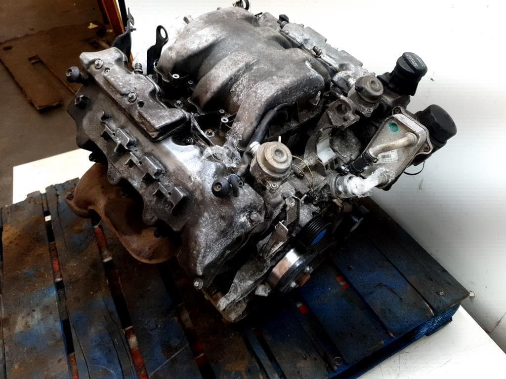 Moteur M 112.912 — vue 4
