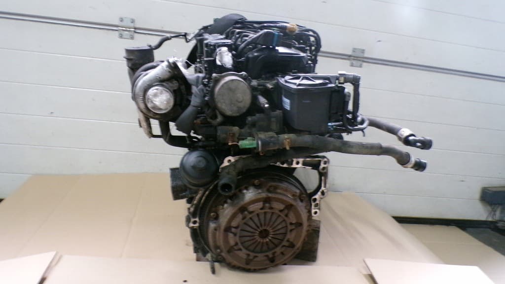 Moteur 8HY (DV4TED4) — vue 2