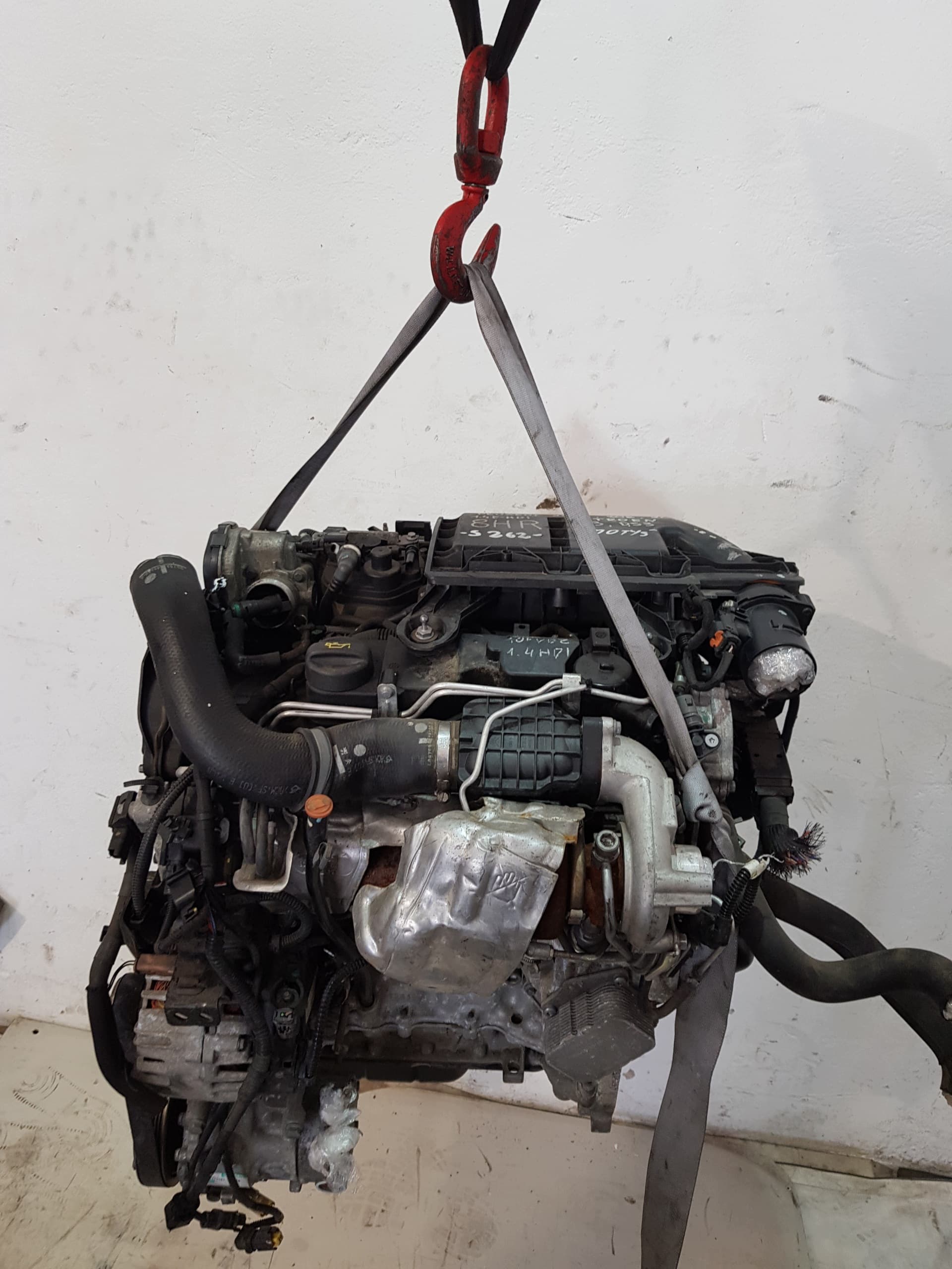 Moteur 8HR (DV4C) pour Peugeot 2008