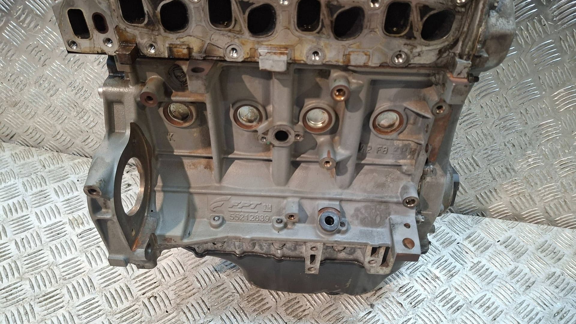 Moteur 199 B1.000 — vue 6
