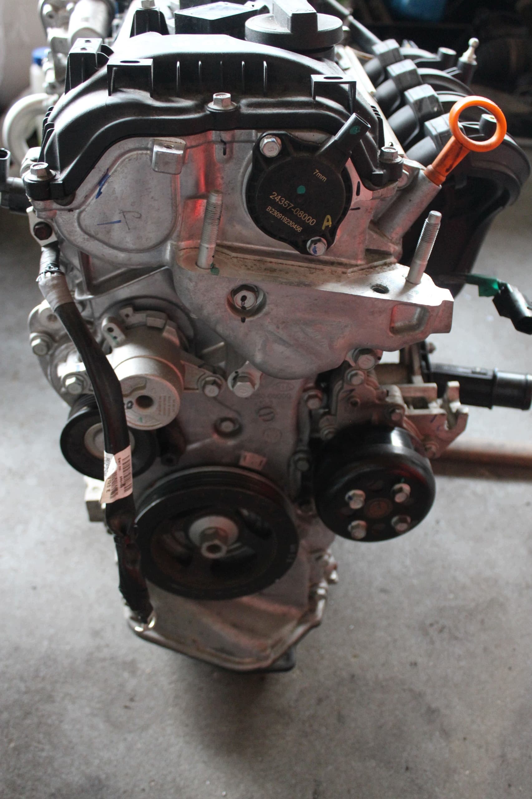 Moteur G4LF — vue 4