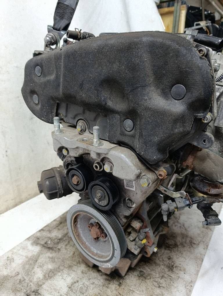 Moteur D16AA — vue 5