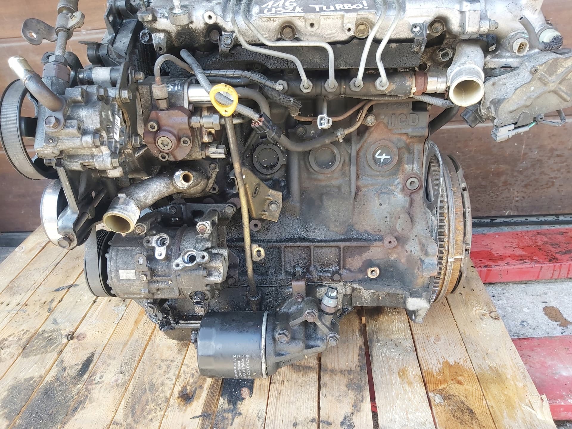 Moteur 1CD-FTV — vue 3