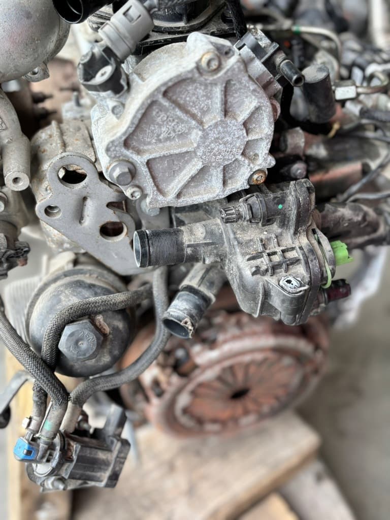 Moteur 8HP (DV4C) — vue 5