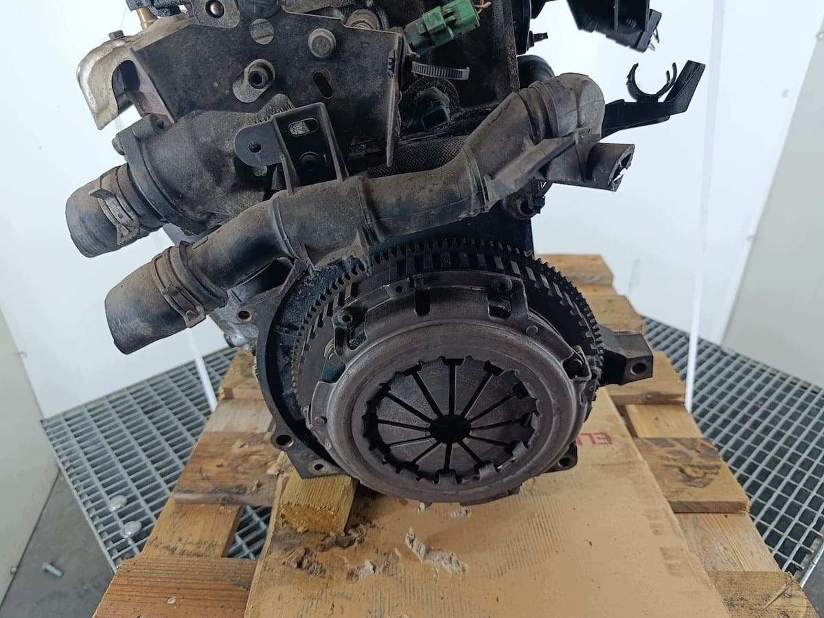 Moteur NFU (TU5JP4) — vue 3